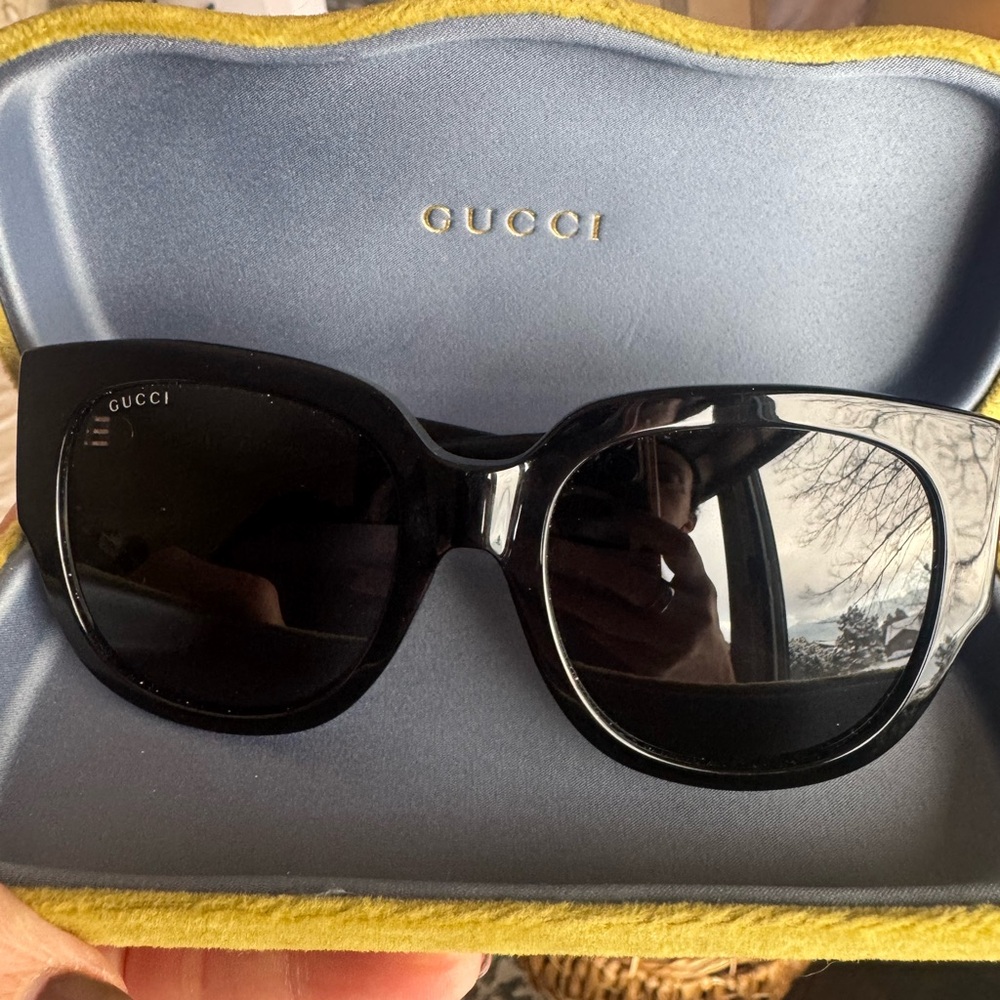 Gucci Black Sunglasses